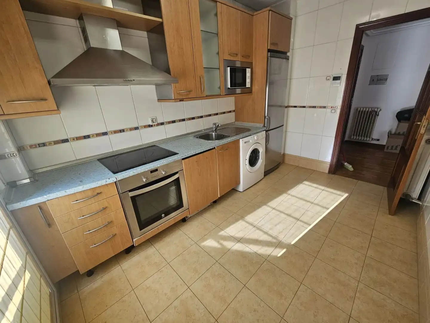 Cocina de Piso en venta en  Logroño con Calefacción, Parquet y Trastero