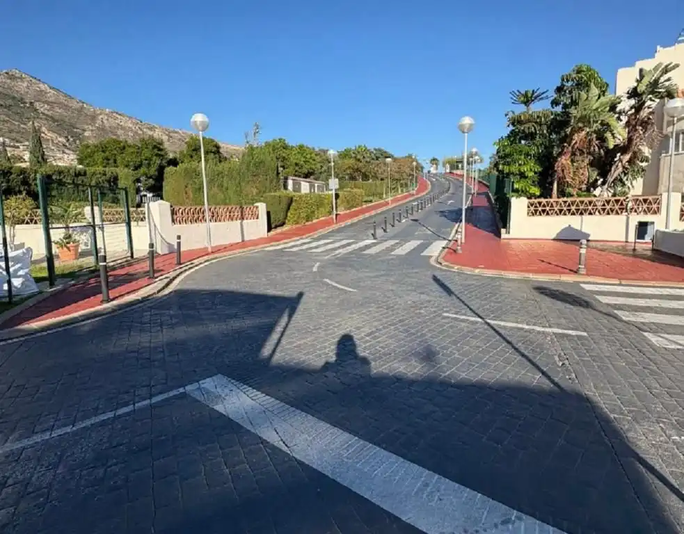 Außenansicht von Garage zum Verkauf in Benalmádena