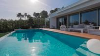 Swimming pool of House or chalet for sale in Cabrils  with Air Conditioner, Heating and Private garden