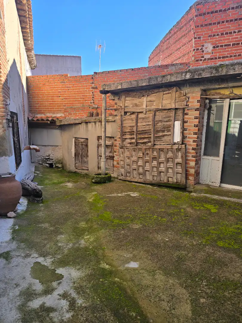 Vista exterior de Casa o chalet en venta en Navalcarnero con Calefacción y Jardín privado