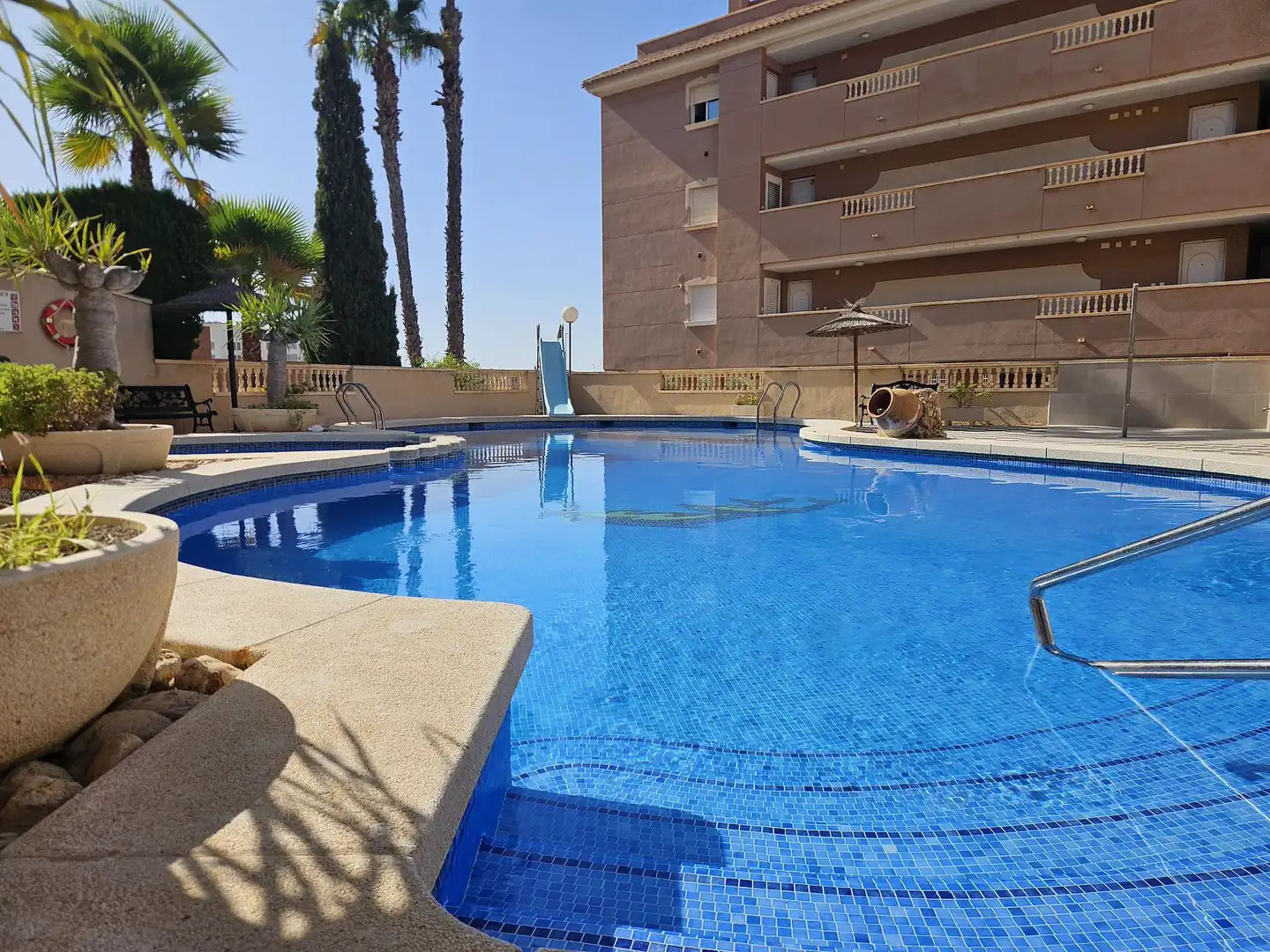 Piso con piscina en alquiler en Santa Pola ciudad