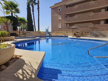 Appartamento con piscina in affitto a Santa Pola ciudad