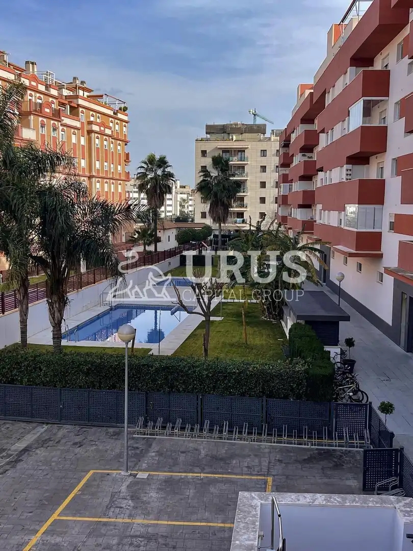Vista exterior de Pis en venda en Córdoba amb Aire condicionat, Traster i Piscina comunitària