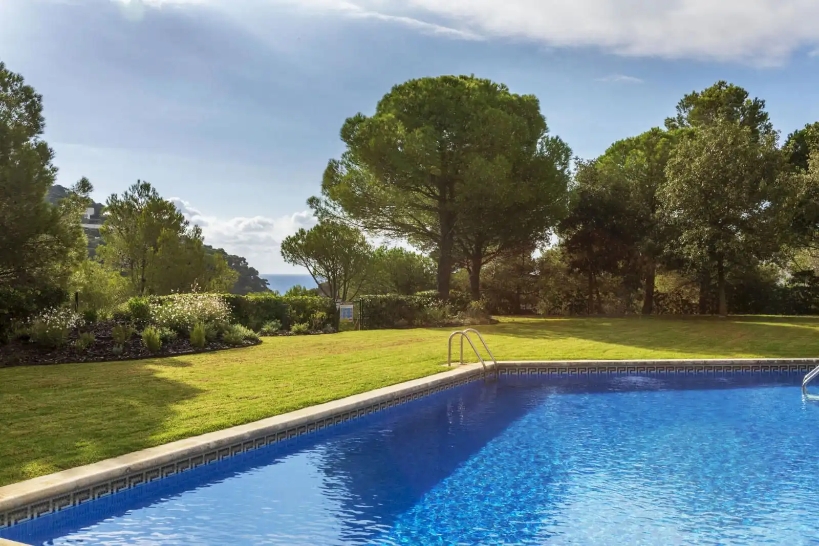 Piscina de Casa o xalet en venda en Palafrugell amb Aire condicionat, Calefacció i Jardí privat