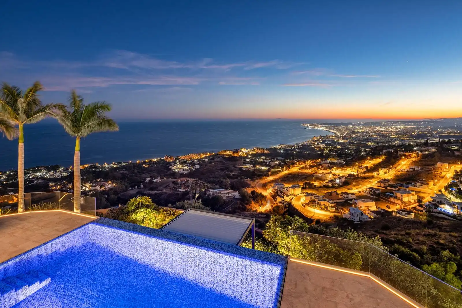 Casa amb piscina en venda a Benalmádena pueblo, imagen 7