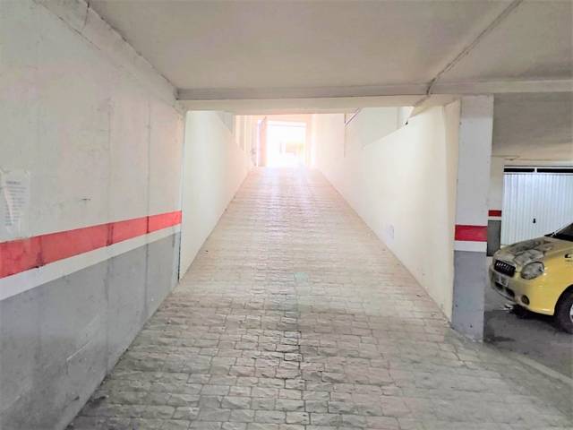 Garaje en Venta en Malagón