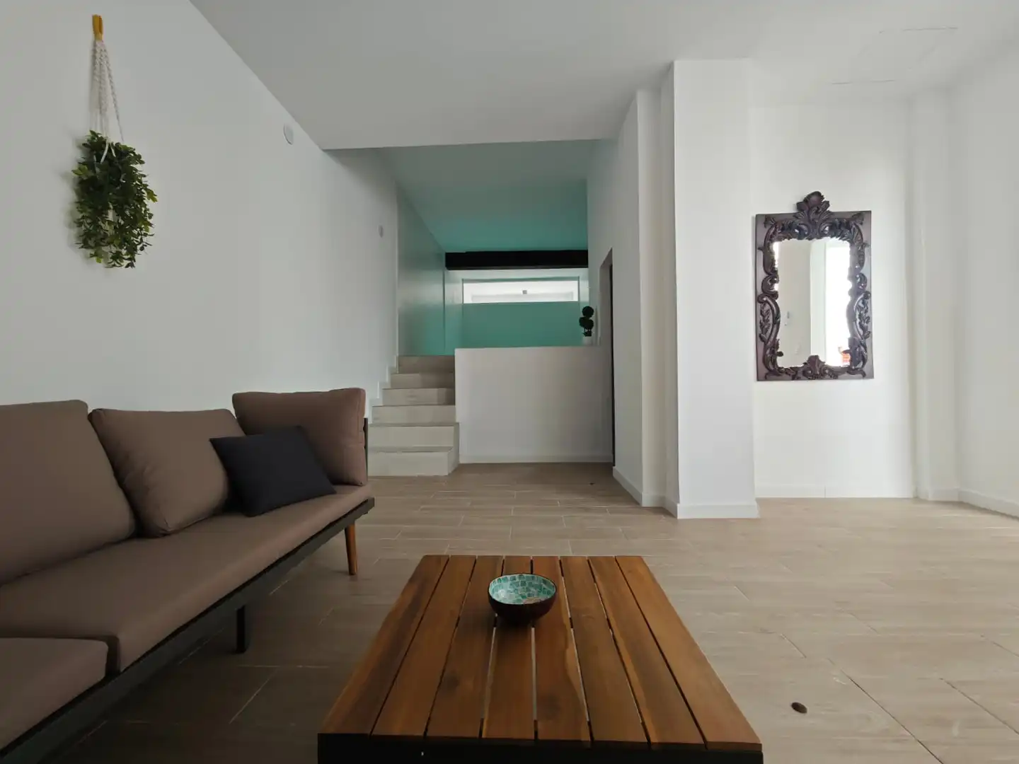 Sala d'estar de Casa adosada en venda en Cullera amb Aire condicionat, Piscina i Moblat