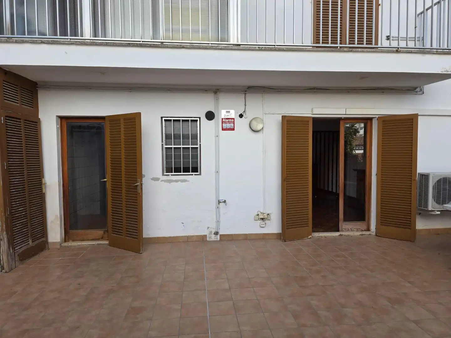Erdgeschoss zum Verkauf in Alcúdia mit Klimaanlage, Privatgarten und Terrasse