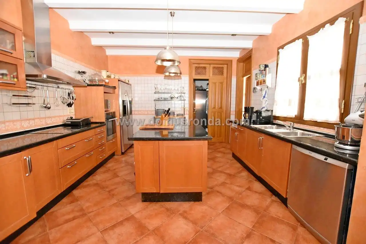 Cocina de Casa o chalet en venta en Ronda con Aire acondicionado, Calefacción y Terraza