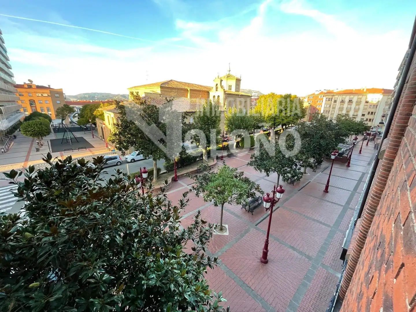 Appartamento con terrazza in vendita a Avenida Bretón de los Herreros 1C, imagen 28