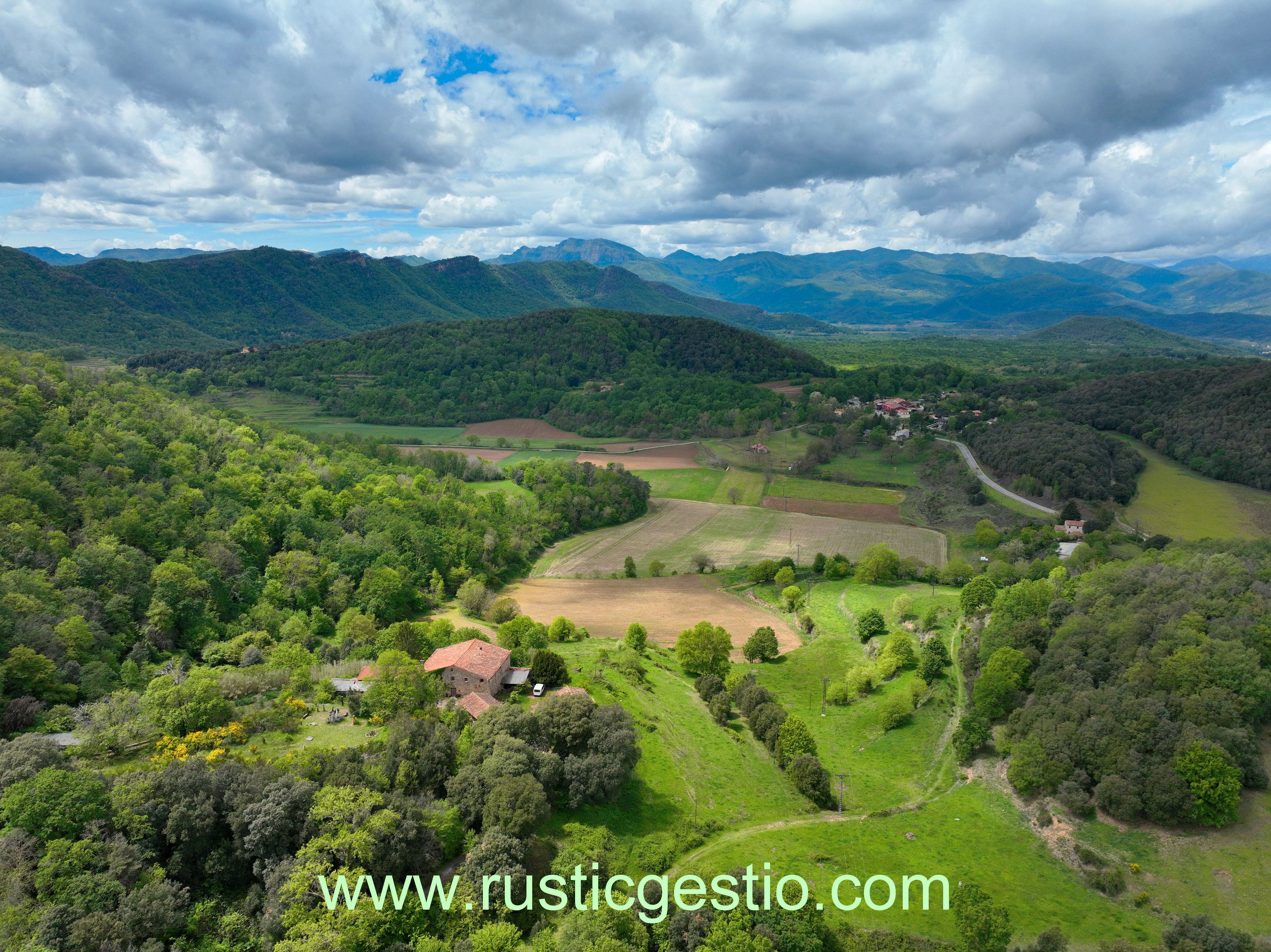 Exterior view of Country house for sale in Santa Pau  with Private garden, Terrace and Balcony