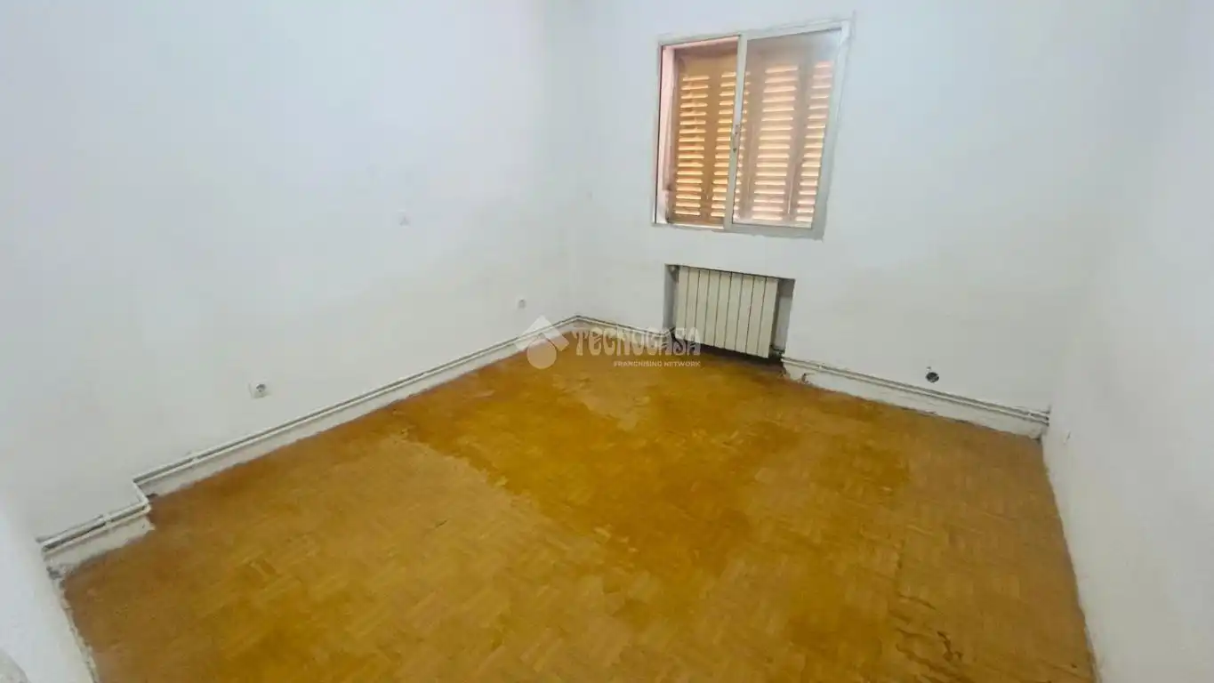 Piso en venta en Madrid con Aire acondicionado, Terraza y Trastero