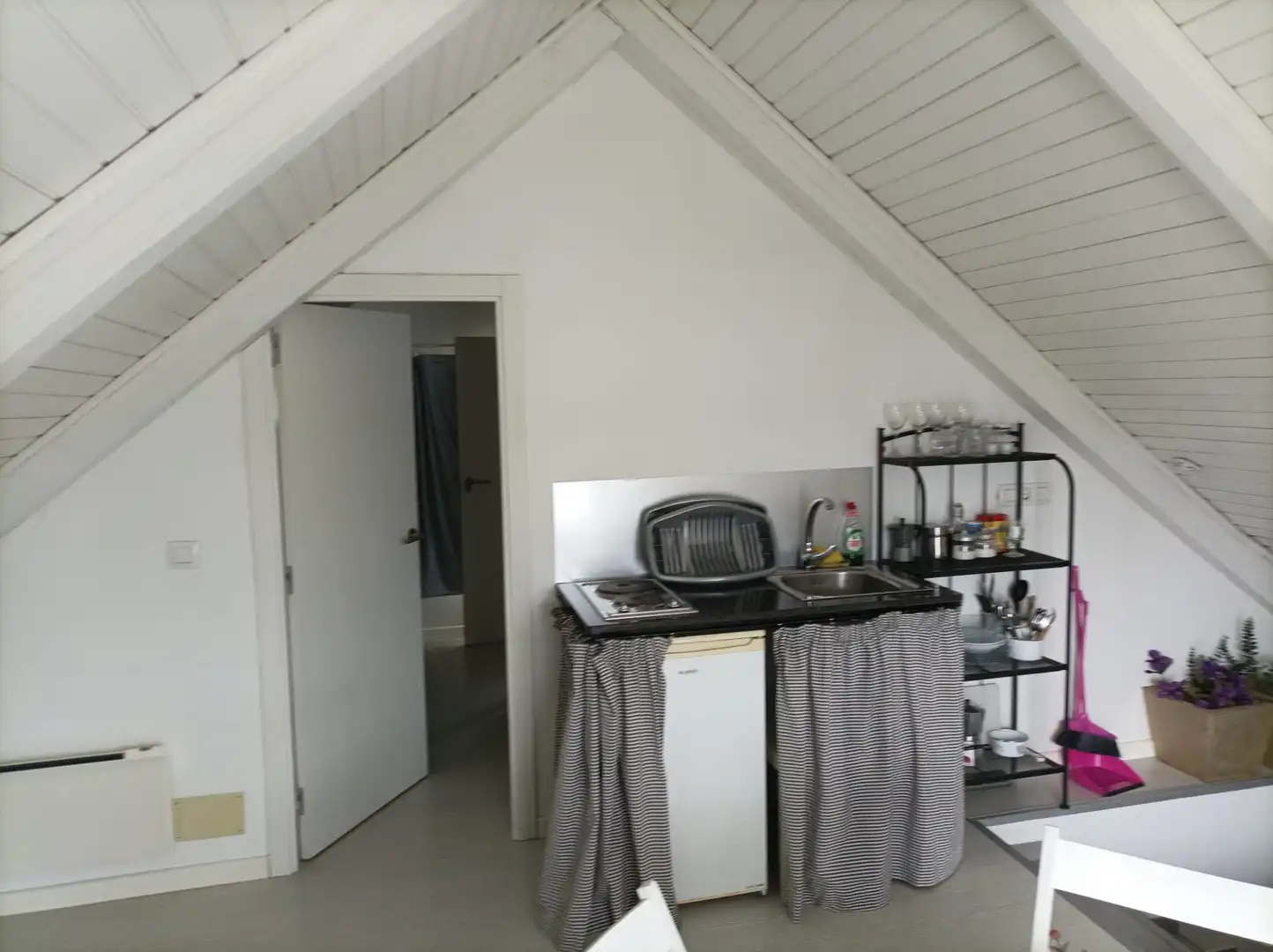 Attic for rent in Lugar Santradan, 25, Vilaboa