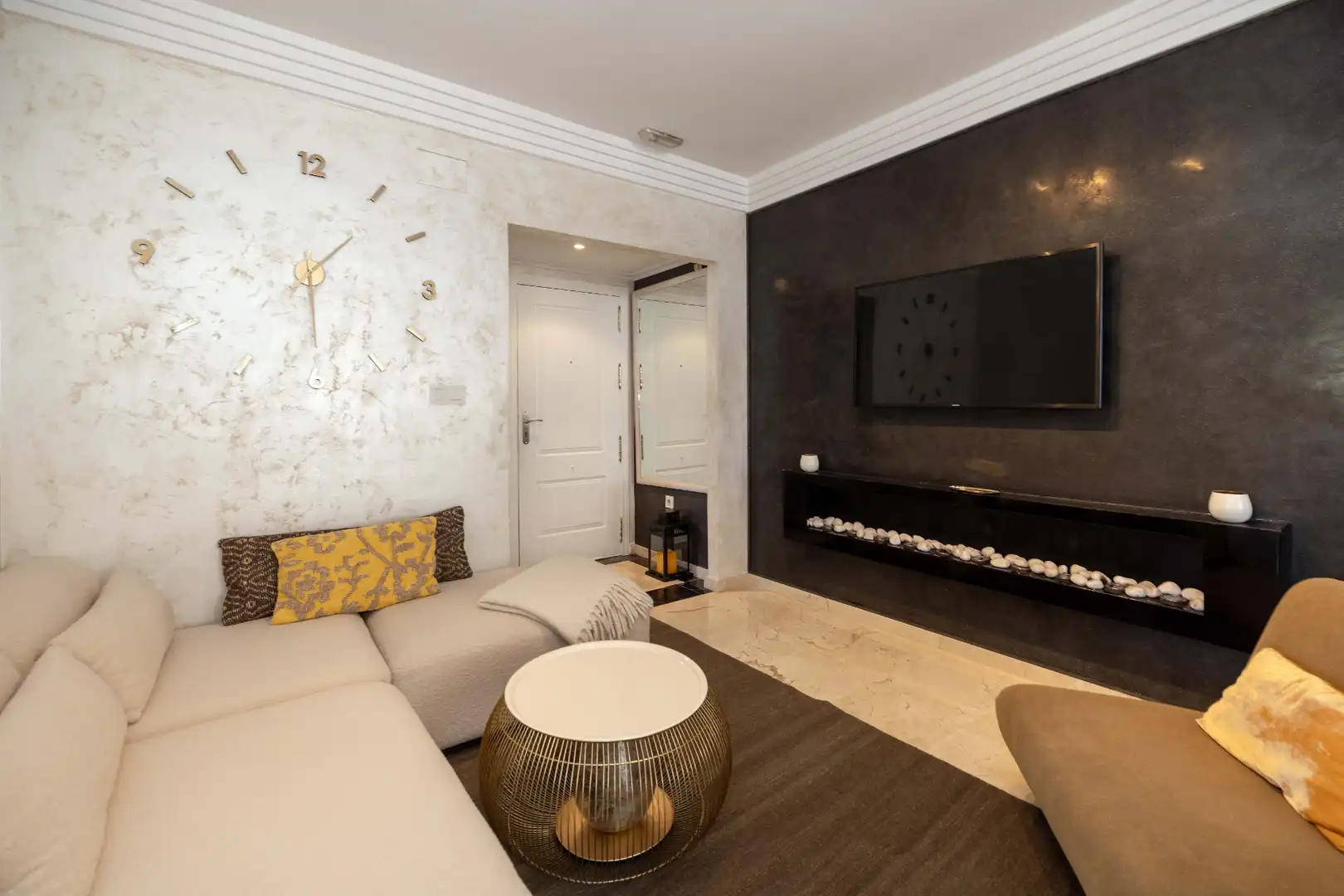Wohnzimmer von Wohnung zum Verkauf in Marbella mit Klimaanlage, Heizung und Terrasse
