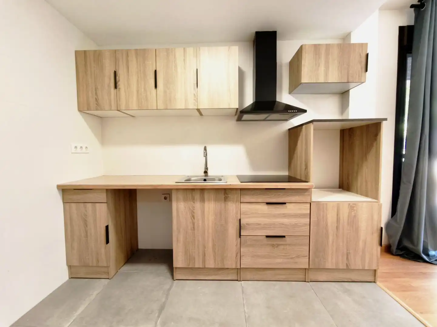 Cocina de Piso en venta en Lardero con Calefacción, Jardín privado y Parquet