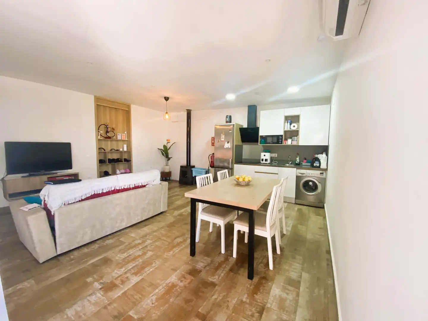Sala d'estar de Casa o xalet en venda en Chiclana de la Frontera amb Aire condicionat i Calefacció
