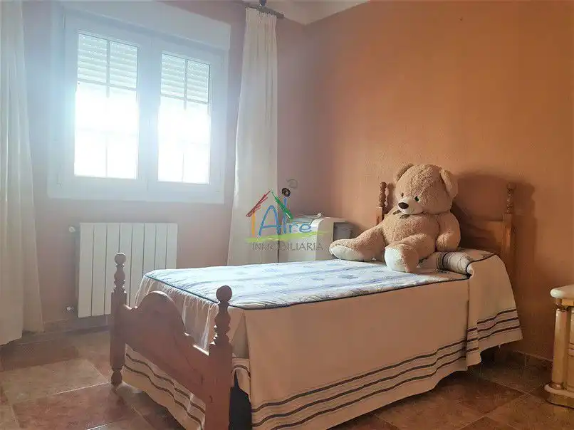 Dormitori de Casa o xalet en venda en Almonte amb Aire condicionat, Calefacció i Terrassa