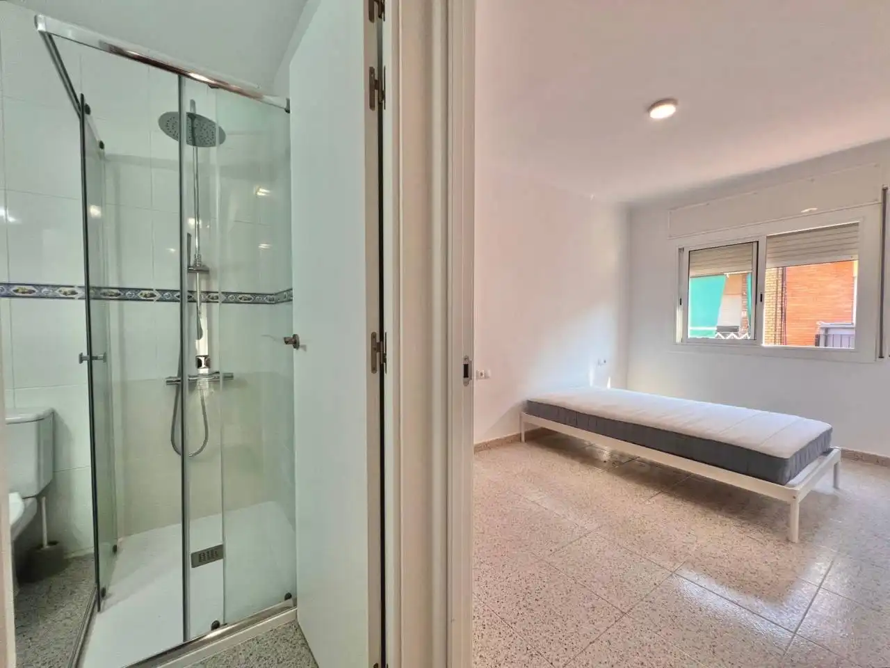 Badezimmer von Wohnung zur Miete in Barcelona mit Terrasse und Möbliert