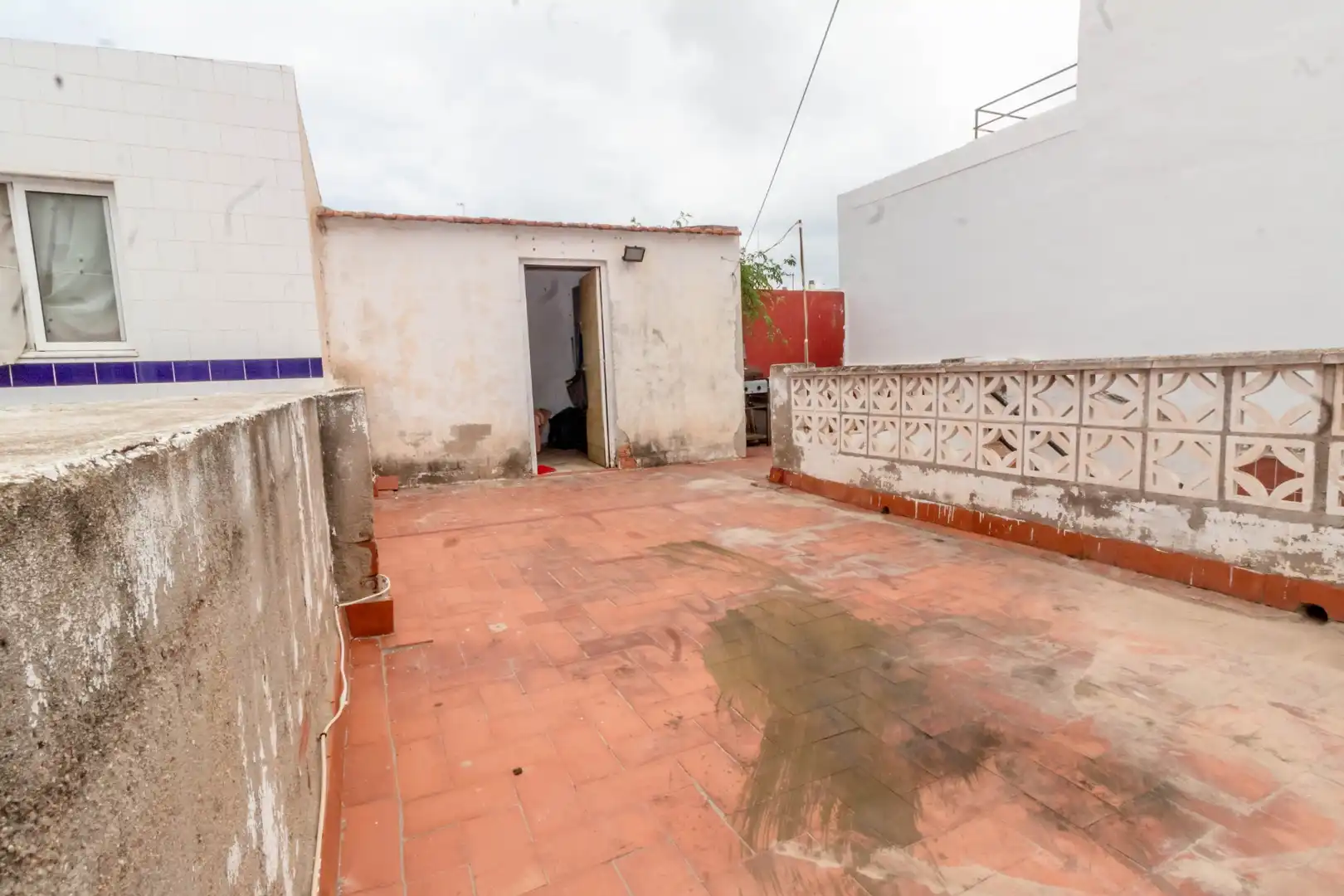 Terrasse von Einfamilien-Reihenhaus zum Verkauf in Torrevieja mit Möbliert