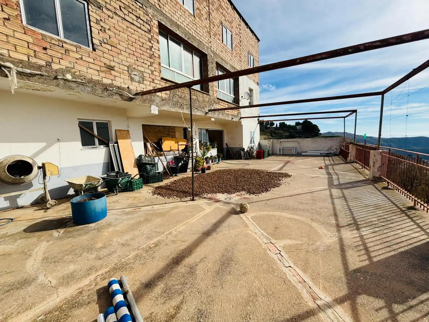 Terrasse von Gebäude zum Verkauf in Sorvilán