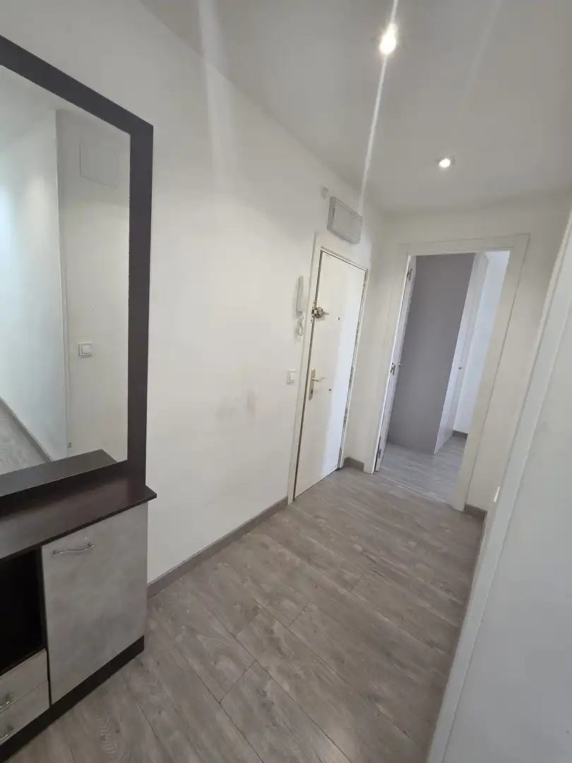 Flat for sale in Madrid  with Air Conditioner, Heating and Oven