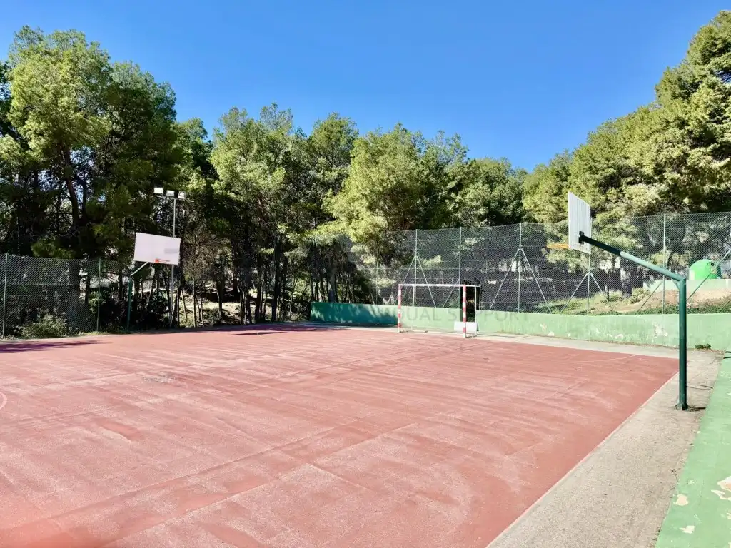 Vista exterior de Casa adosada en venta en La Nucia con Jardín privado, Amueblado y Horno