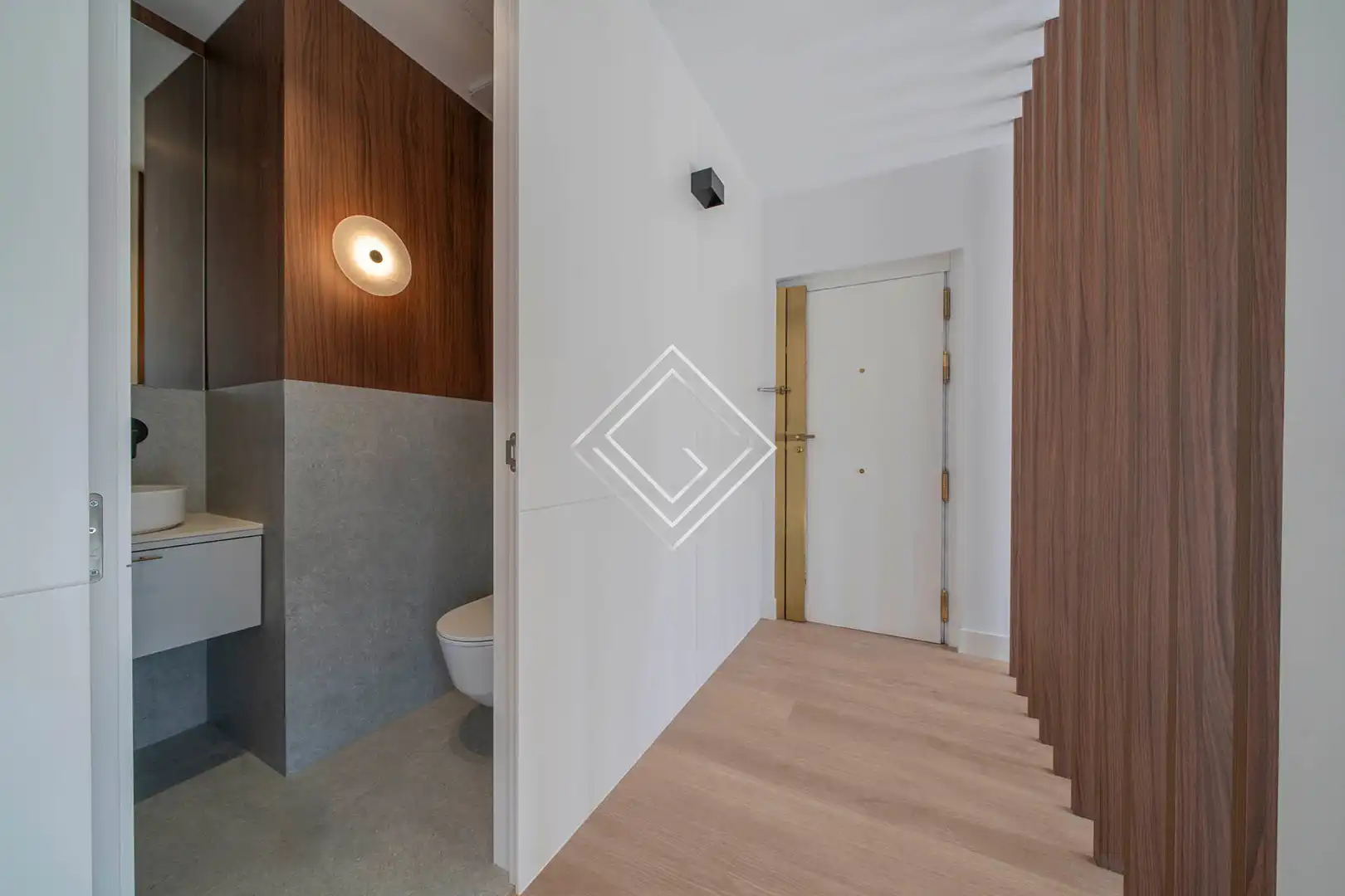 Wohnung zum Verkauf in Madrid mit Klimaanlage, Heizung und Terrasse