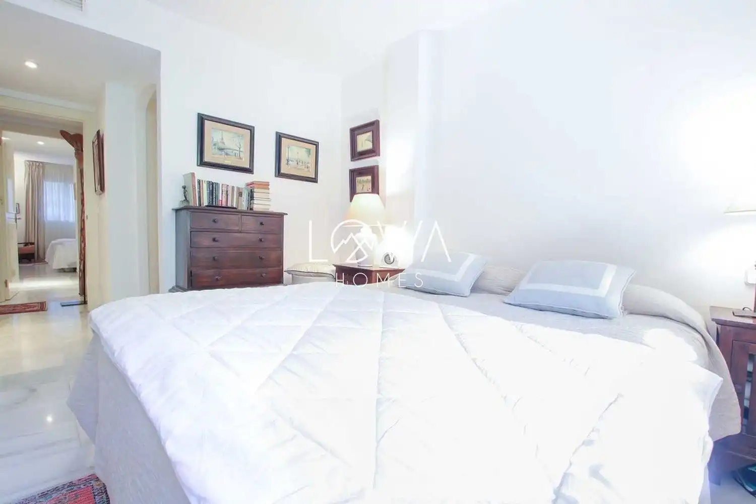 Bedroom of Flat for sale in Marbella  with Air Conditioner, Terrace and Swimming Pool