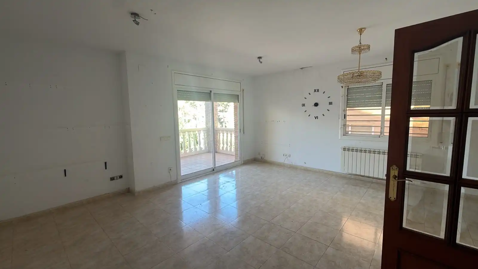 Wohnzimmer von Haus oder Chalet zum Verkauf in Calafell mit Heizung, Privatgarten und Terrasse
