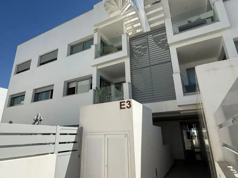 Außenansicht von Wohnung zum Verkauf in Eivissa mit Klimaanlage, Terrasse und Balkon
