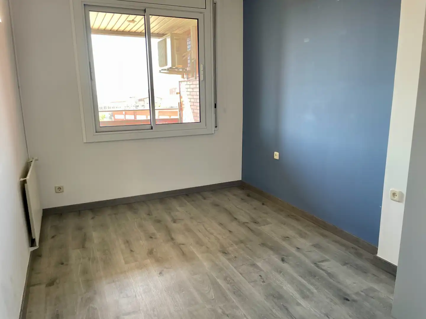 Dormitori de Pis en venda en Sabadell amb Aire condicionat, Calefacció i Parquet