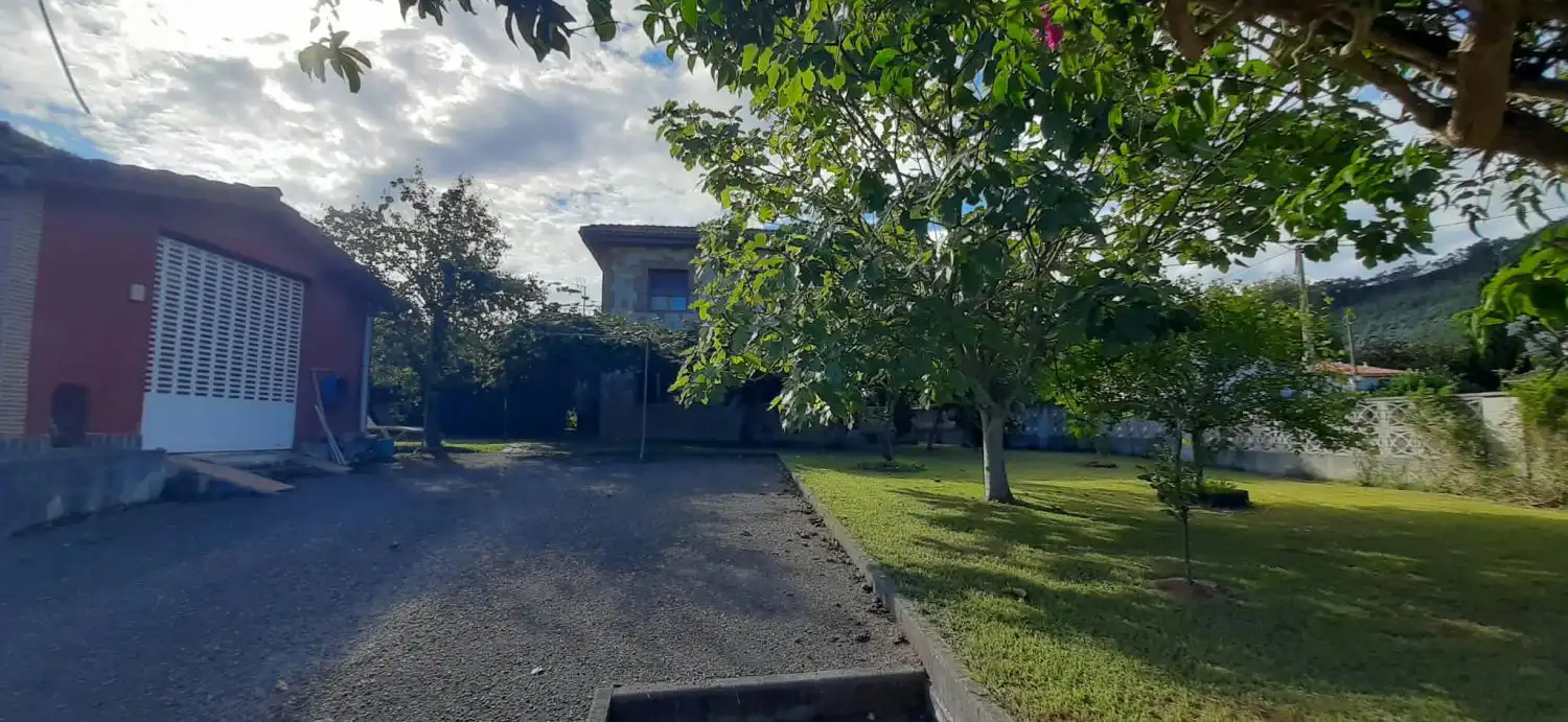 Exterior view of Houses for sale in Argoños   with Heating, Terrace and Furnished
