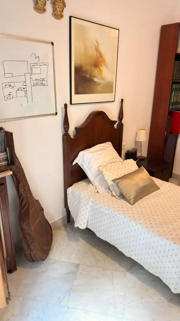 Bedroom of Houses for share in Albaicín