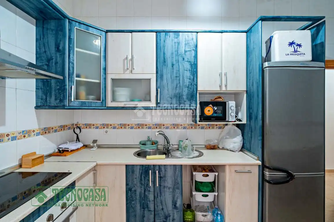 Kitchen of Flat for sale in Roquetas de Mar  with Air Conditioner