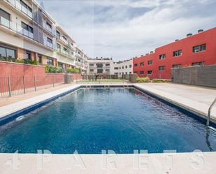 Piscina de Apartament de lloguer en Sant Feliu de Guíxols amb Aire condicionat i Terrassa
