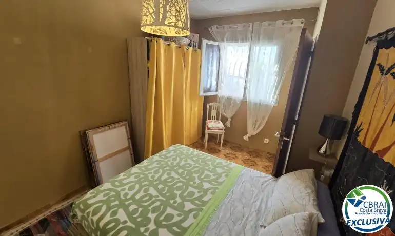 Dormitori de Casa o xalet en venda en Roses amb Calefacció, Jardí privat i Traster