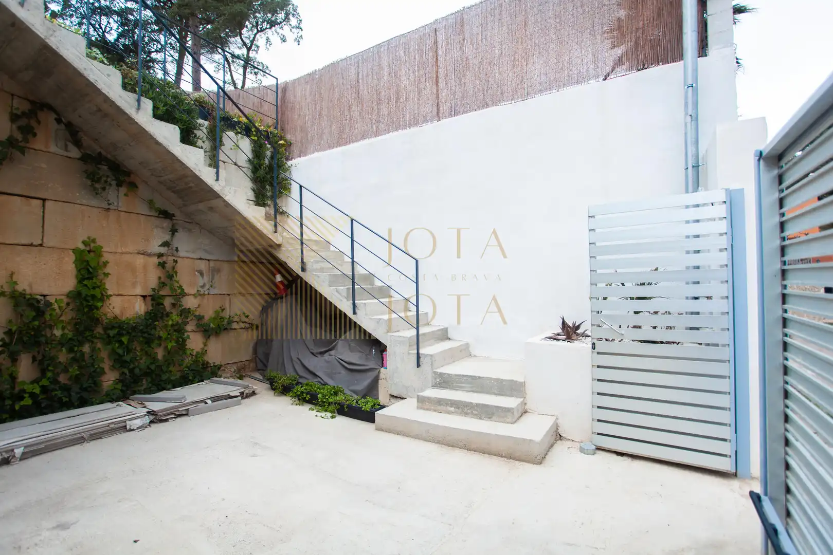 Vista exterior de Casa o chalet en venta en Vidreres con Aire acondicionado, Jardín privado y Parquet