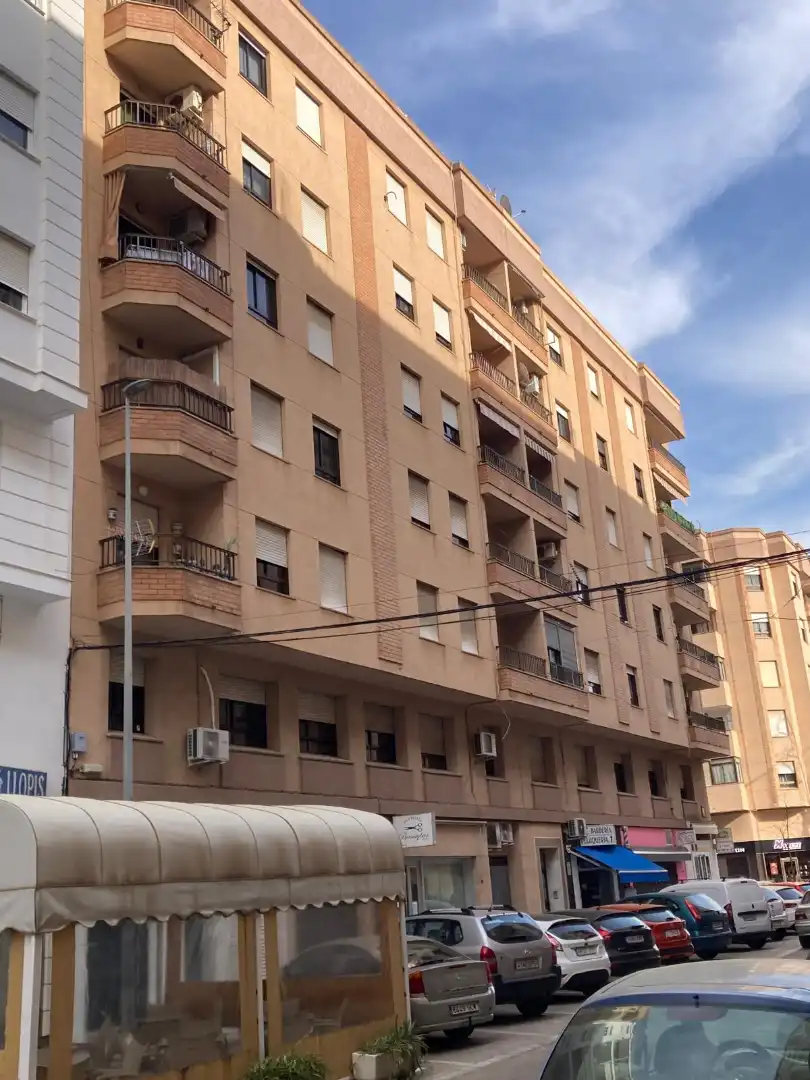 Vista exterior de Pis en venda en Oliva