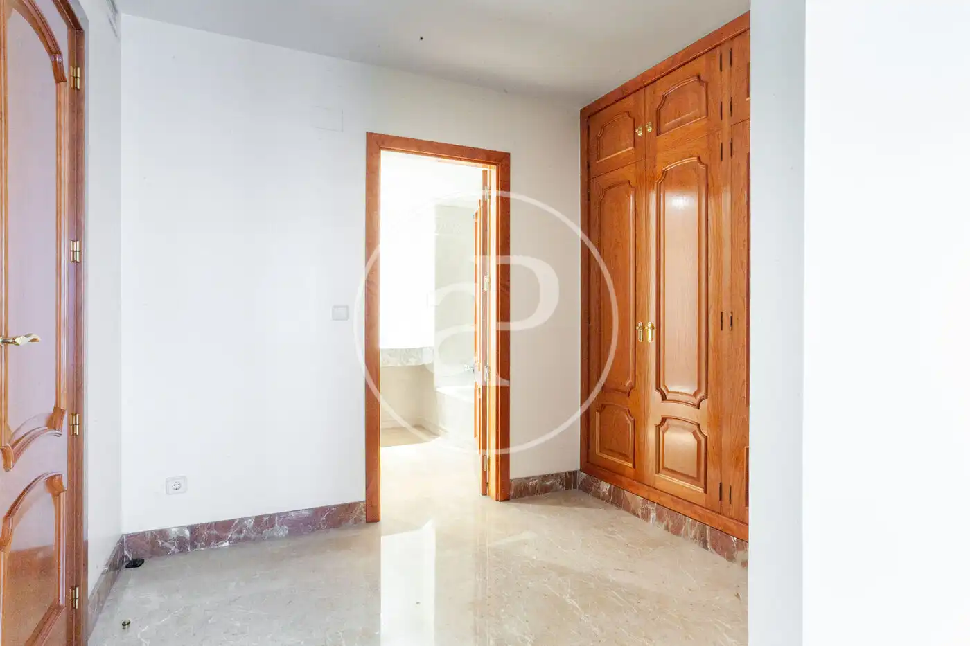 Flat for sale in Alicante / Alacant  with Air Conditioner, Heating and Storage room