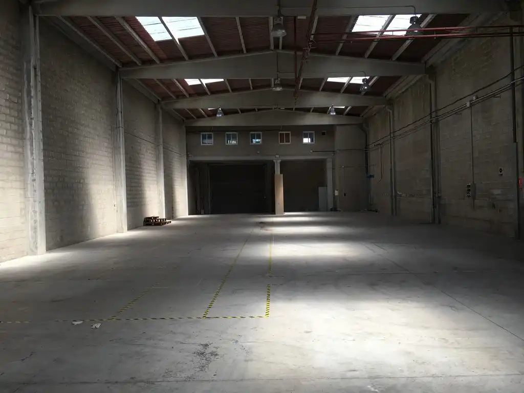 Industriegebäude zur Miete in Rúa Hedras, imagen 3
