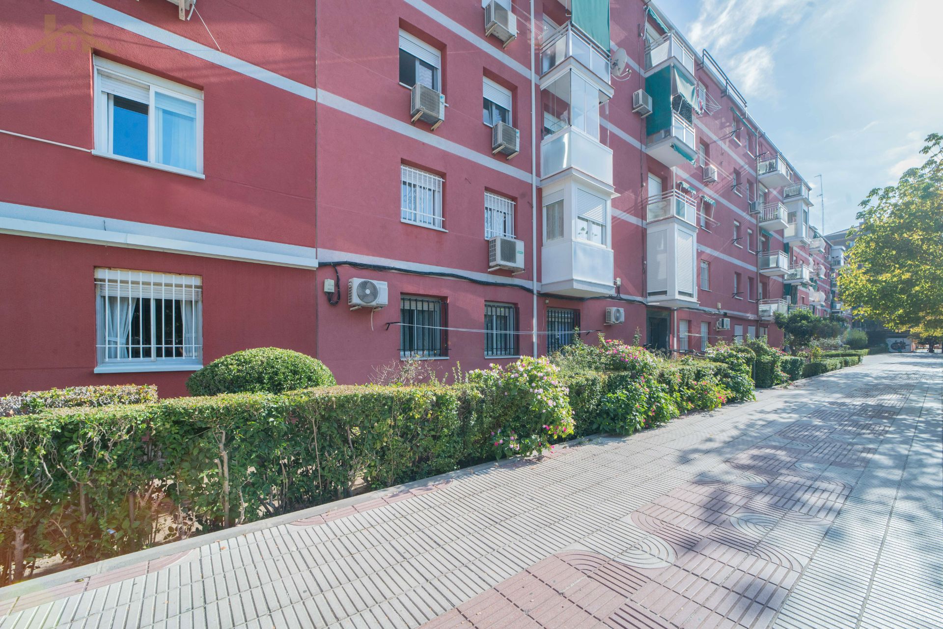 Exterior view of Planta baja for sale in Alcorcón  with Air Conditioner