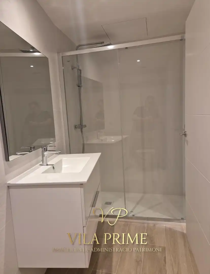 Bany de Apartament en venda en Sant Feliu de Guíxols amb Aire condicionat, Calefacció i Parquet