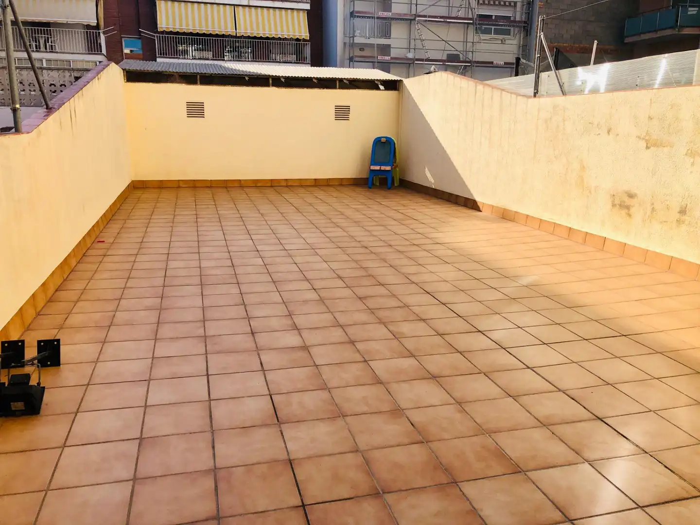 Appartamento con terrazza in vendita a Avenida de la Constitució, imagen 12