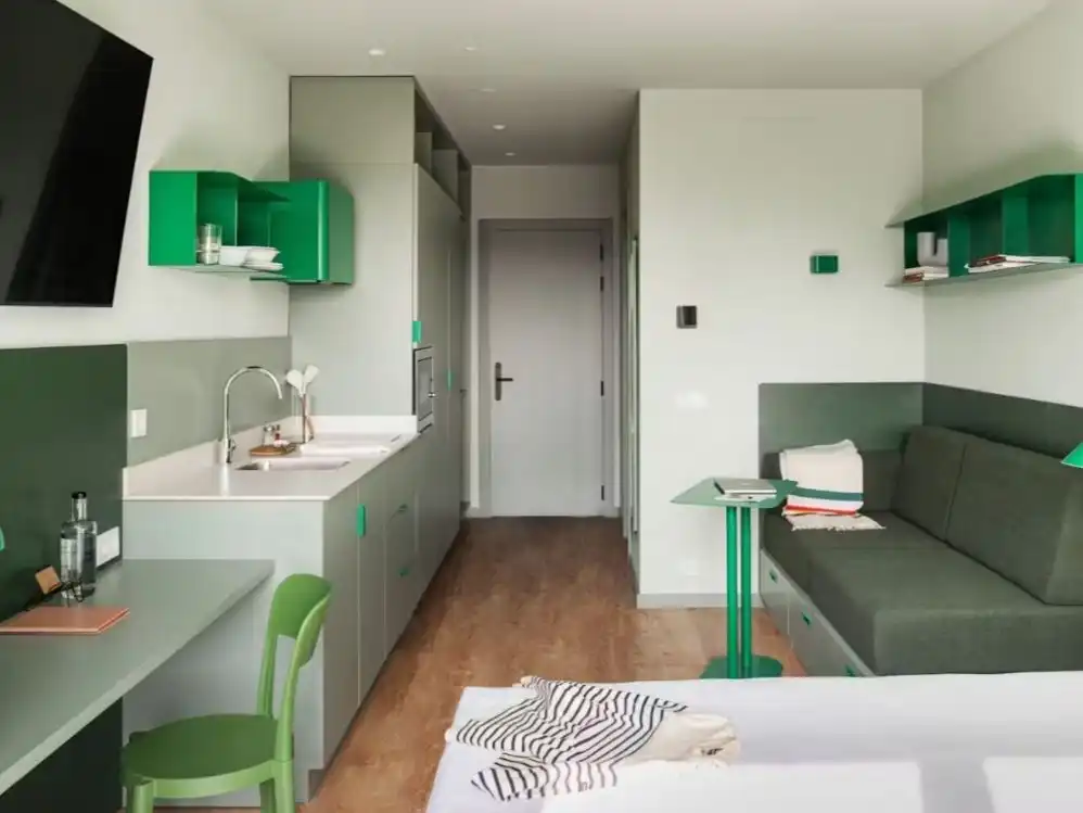 Bedroom of Study for rent in  Pamplona / Iruña  with Air Conditioner, Heating and Parquet flooring