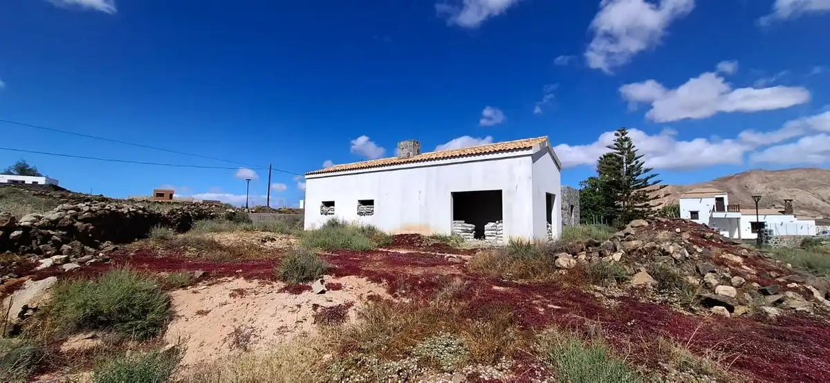 Casa o xalet en venda en La Oliva amb Jardí privat i Terrassa