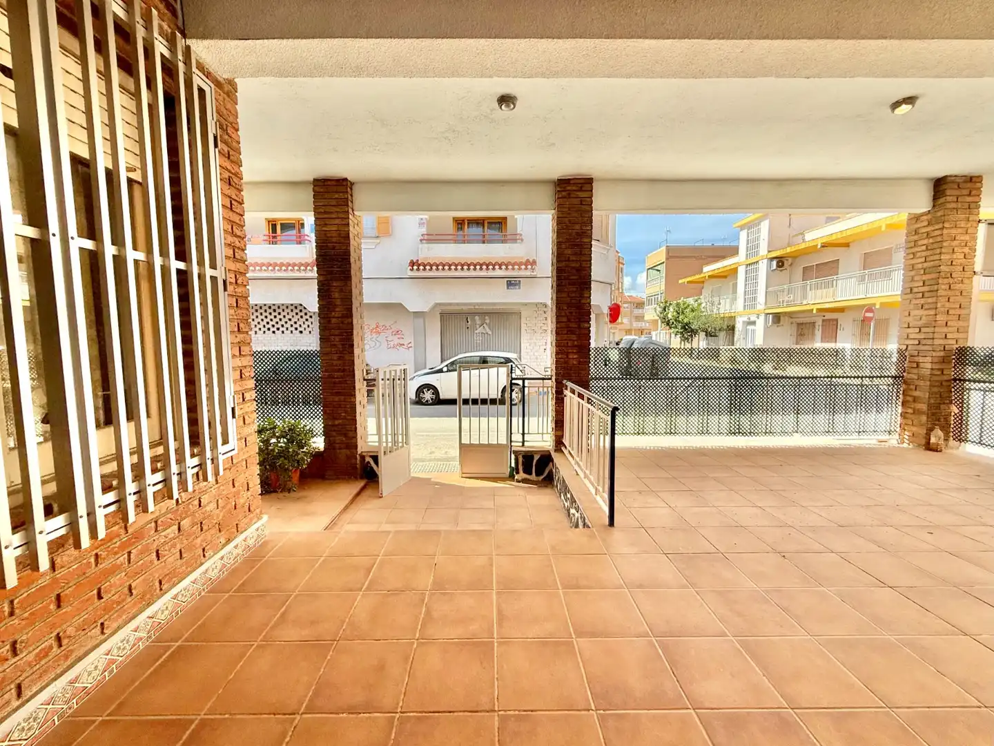 Vista exterior de Edifici en venda en San Pedro del Pinatar
