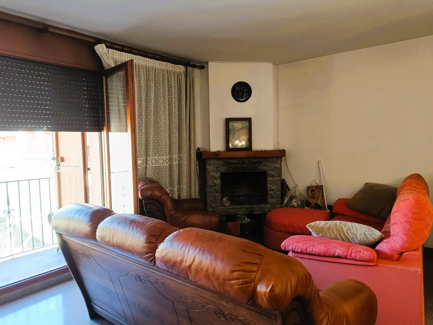 Sala de estar de Casa adosada en venta en Bagà con Aire acondicionado, Calefacción y Terraza