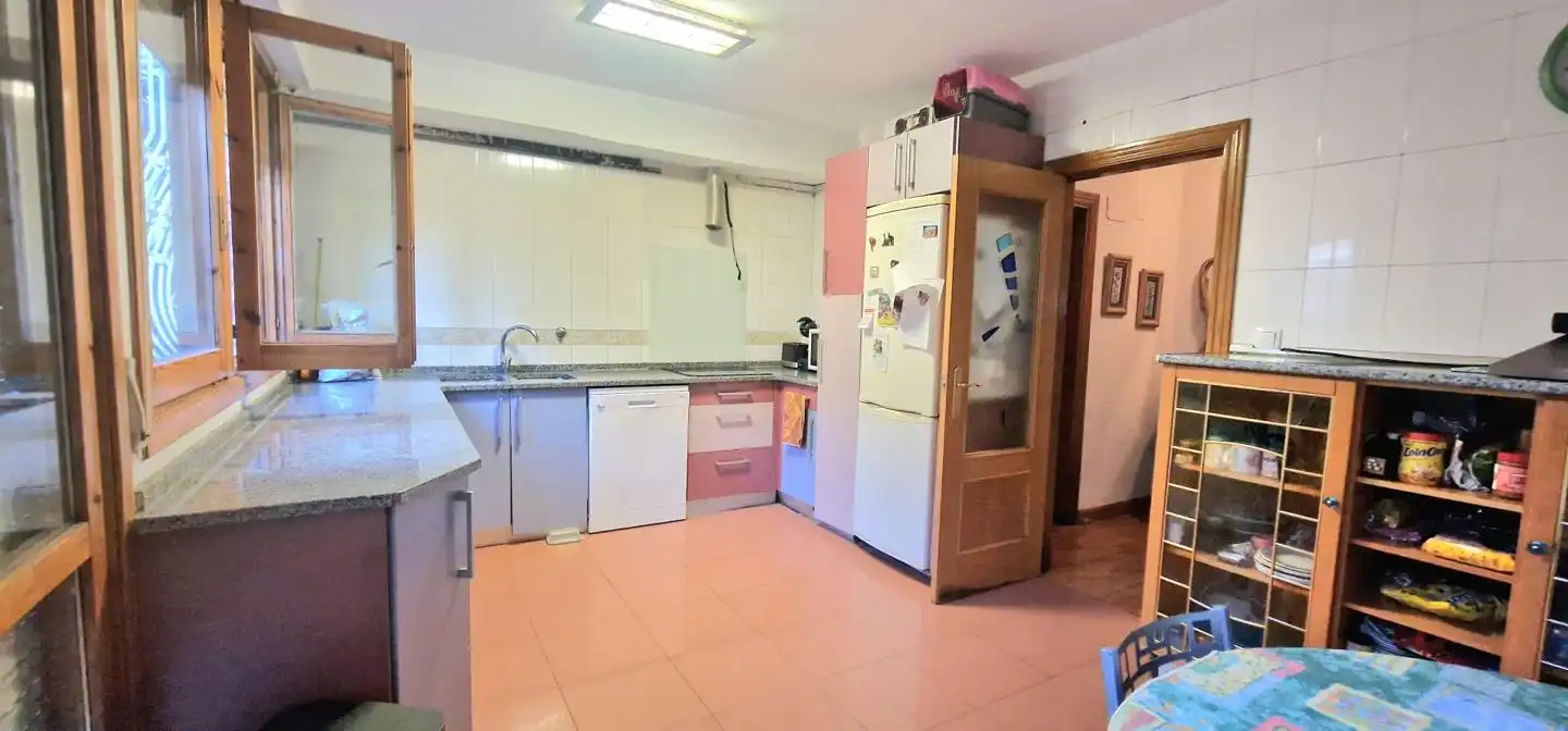 Kitchen of Detached homes for sale in Zaragoza  with Air Conditioner, Heating and Private garden