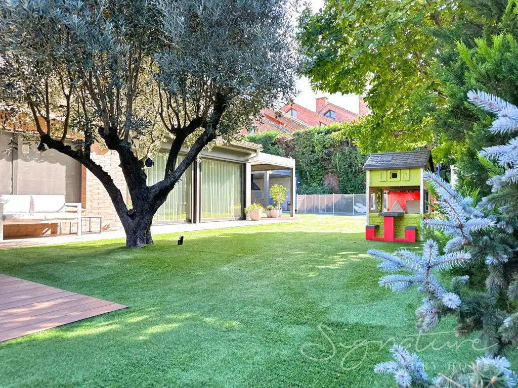 Houses for sale in Golf - Can Trabal