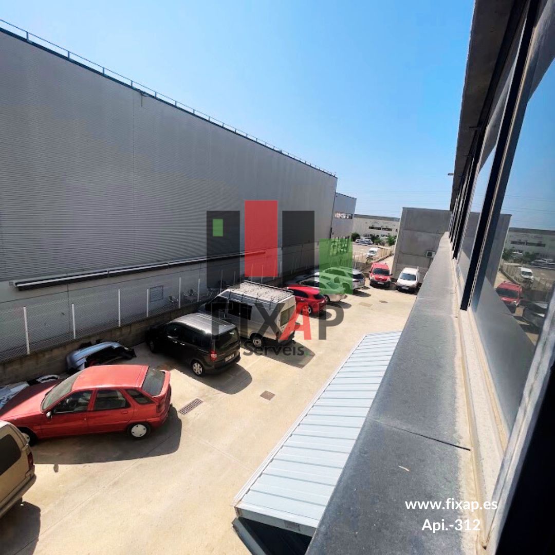 Vista exterior de Nave industrial en venta en Constantí